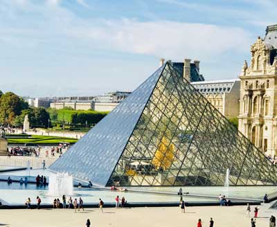 #4 -“I have to go…” – Surviving Paris With Kids
